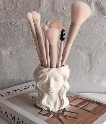 Curly Hair Girl